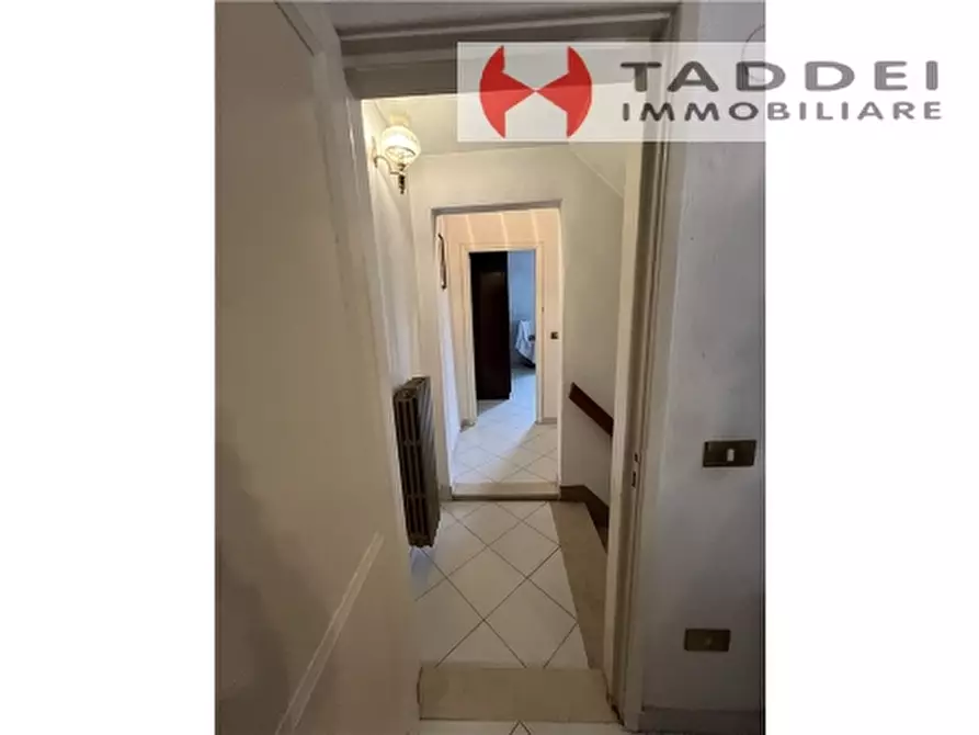 Immagine 38 di Villa in vendita  a Lastra A Signa