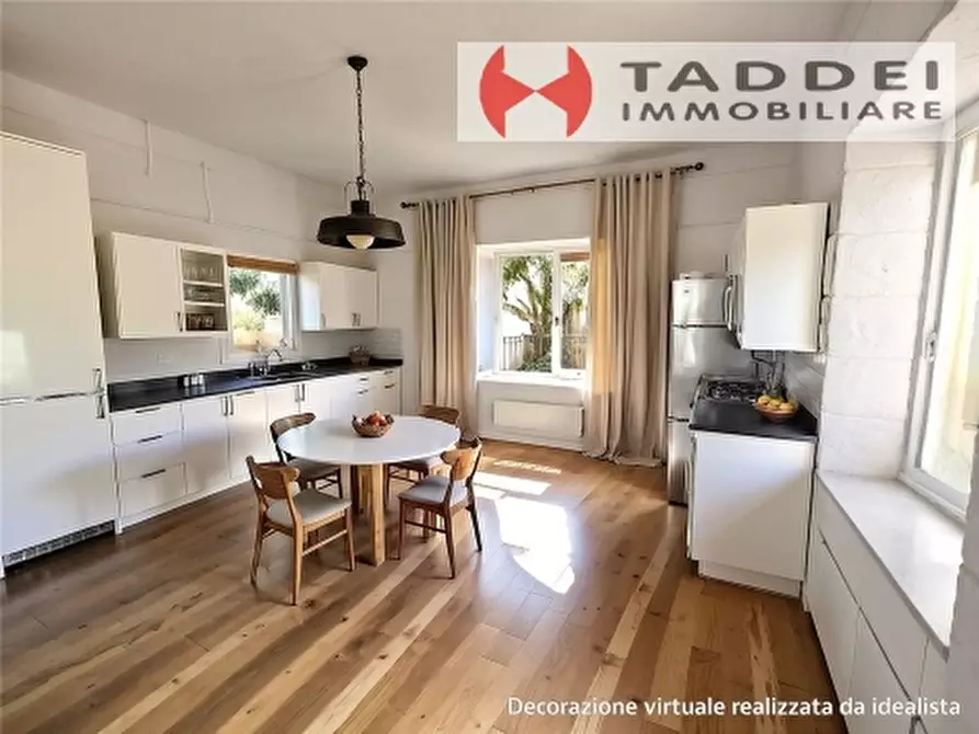 Immagine 42 di Villa in vendita  a Lastra A Signa