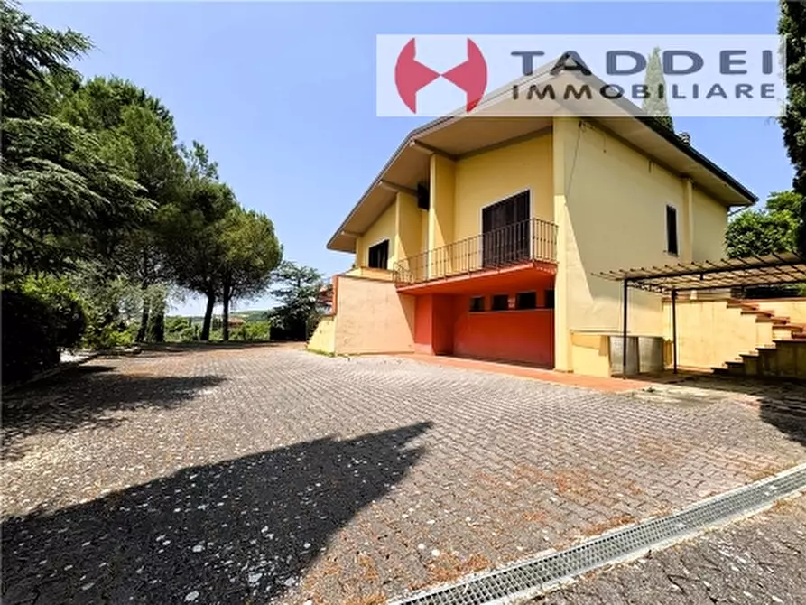 Immagine 4 di Villa in vendita  a Montespertoli