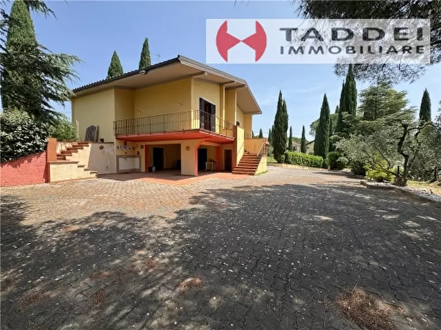 Immagine 6 di Villa in vendita  a Montespertoli