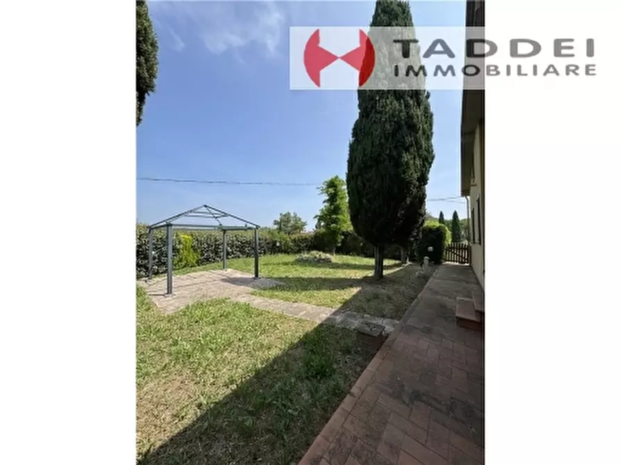 Immagine 36 di Villa in vendita  a Montespertoli