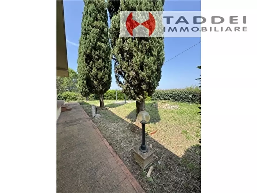 Immagine 41 di Villa in vendita  a Montespertoli