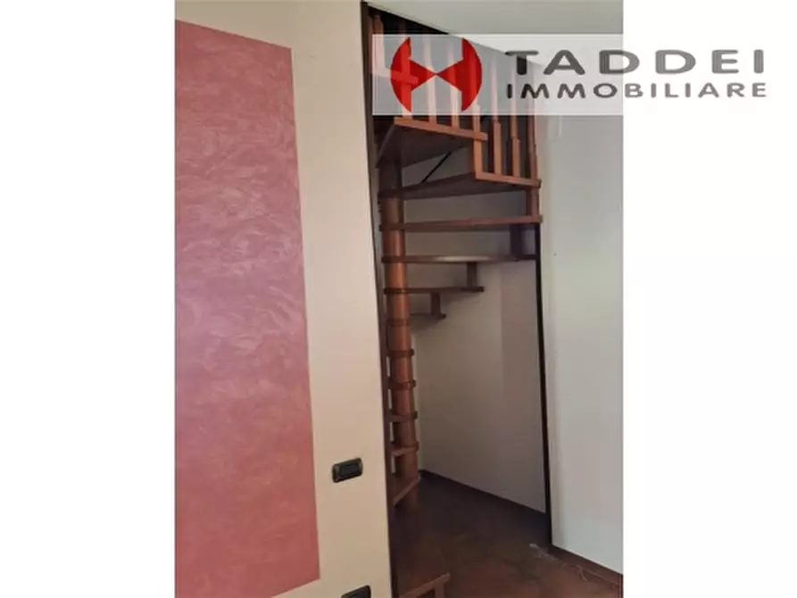 Immagine 60 di Villa in vendita  a Montespertoli