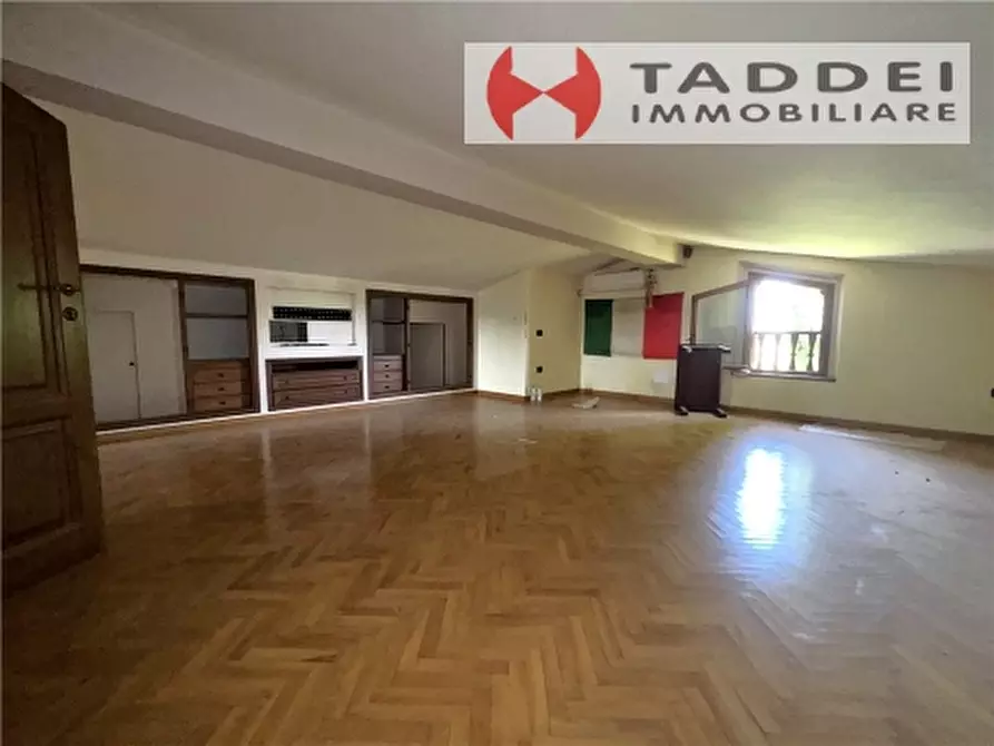 Immagine 63 di Villa in vendita  a Montespertoli