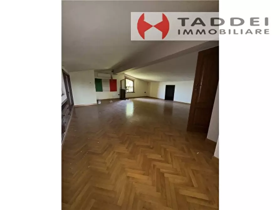 Immagine 64 di Villa in vendita  a Montespertoli