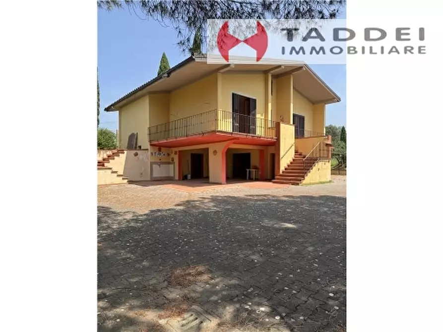 Immagine 65 di Villa in vendita  a Montespertoli