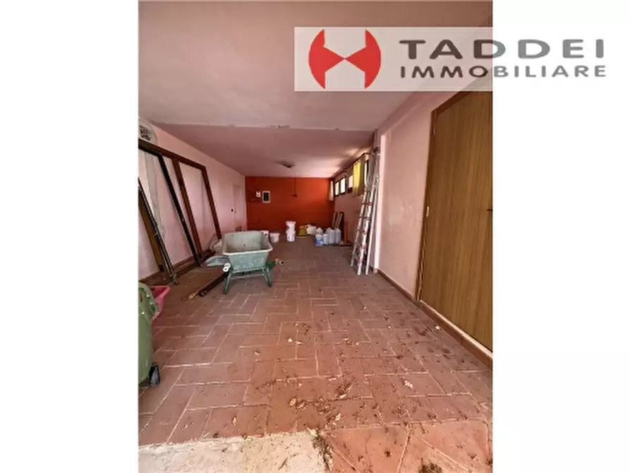 Immagine 68 di Villa in vendita  a Montespertoli