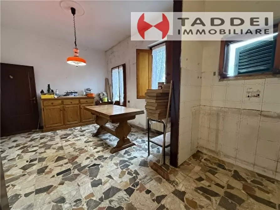 Immagine 12 di Villa in vendita  a Firenze