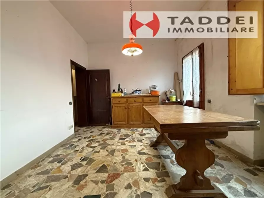 Immagine 14 di Villa in vendita  a Firenze