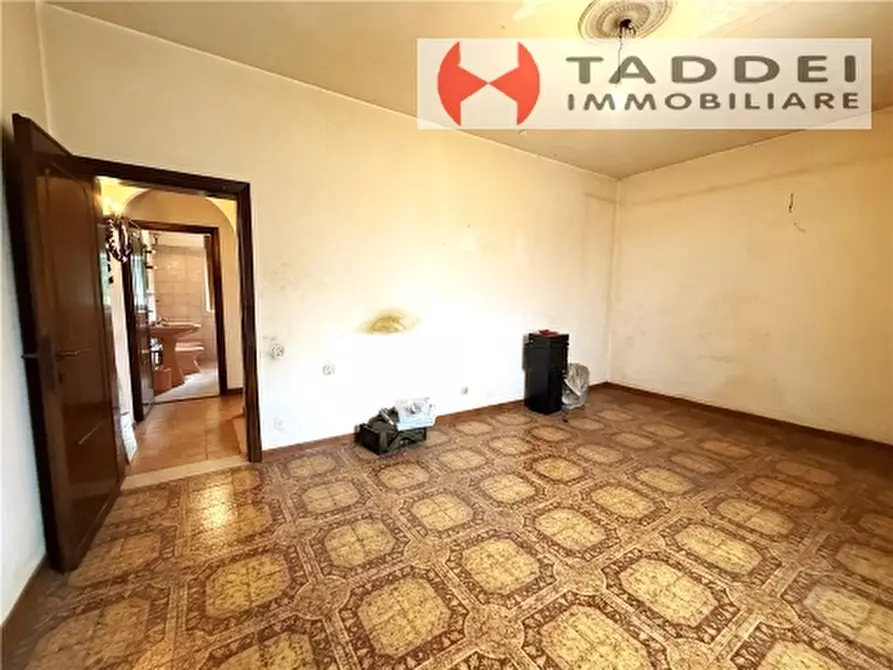 Immagine 26 di Villa in vendita  a Firenze