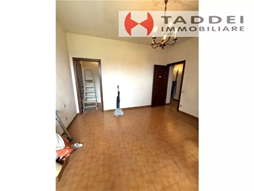 Immagine 33 di Villa in vendita  a Firenze