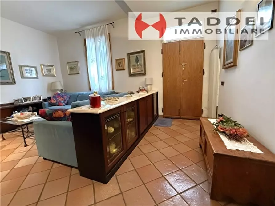 Immagine 4 di Villa in vendita  a Scandicci