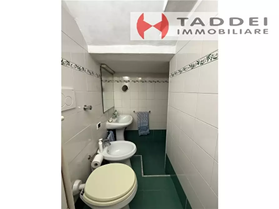 Immagine 14 di Villa in vendita  a Scandicci