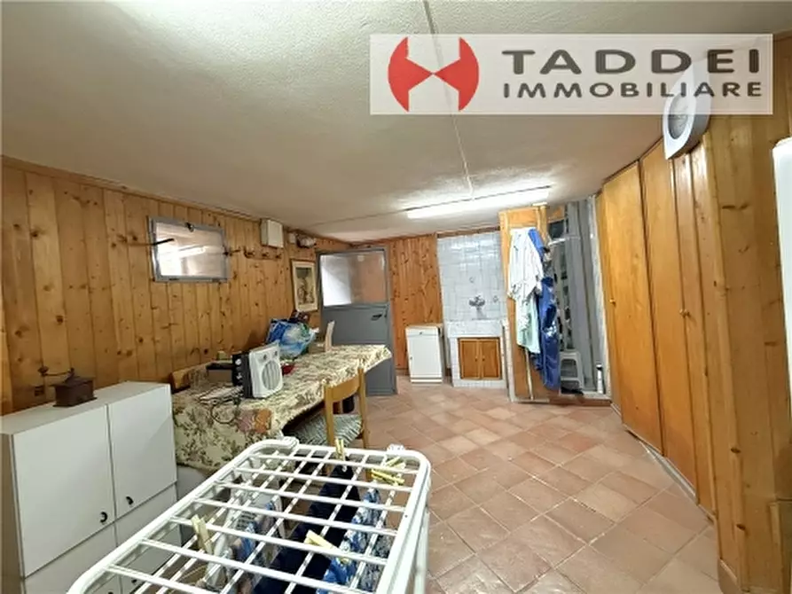 Immagine 28 di Villa in vendita  a Scandicci