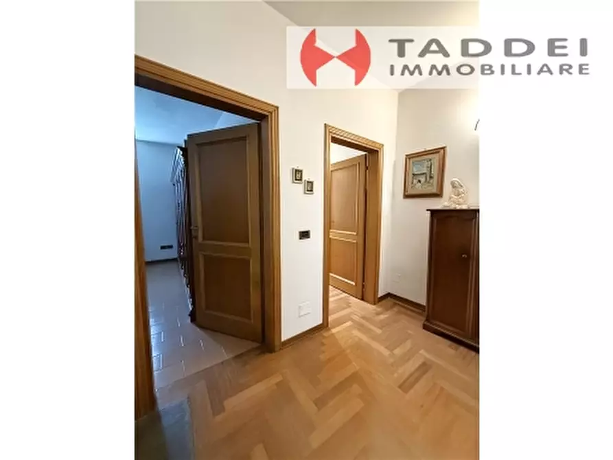 Immagine 40 di Villa in vendita  a Scandicci