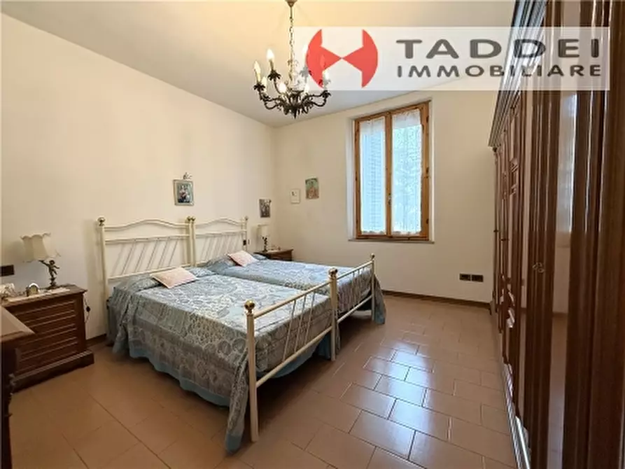 Immagine 41 di Villa in vendita  a Scandicci