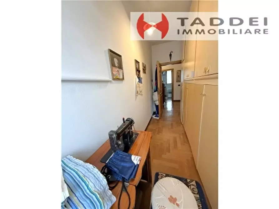 Immagine 49 di Villa in vendita  a Scandicci