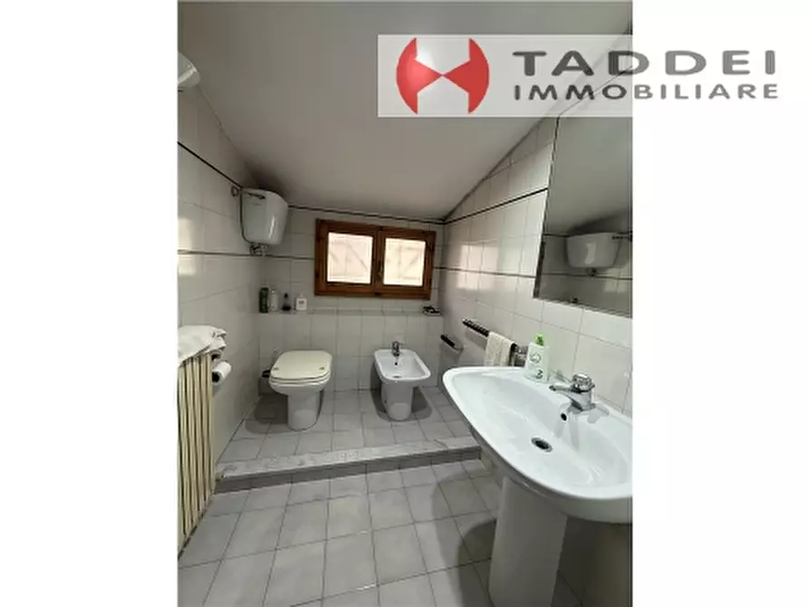 Immagine 64 di Villa in vendita  a Scandicci