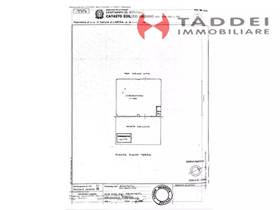 Immagine 1 di Magazzino in affitto  a Lastra A Signa