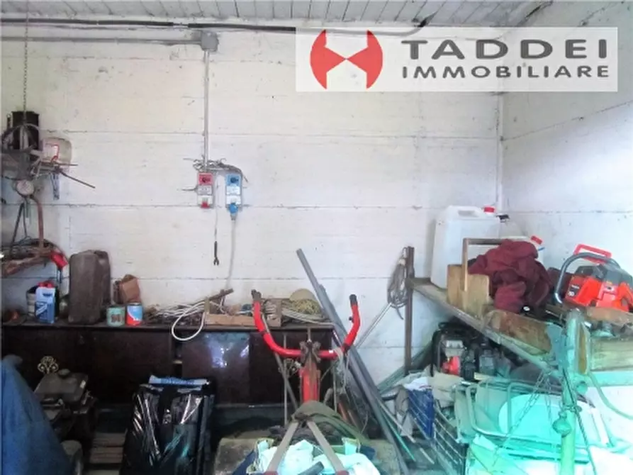 Immagine 11 di Appartamento in vendita  a Lastra A Signa