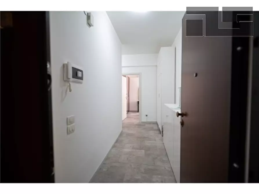 Immagine 4 di Appartamento in vendita  a Firenze