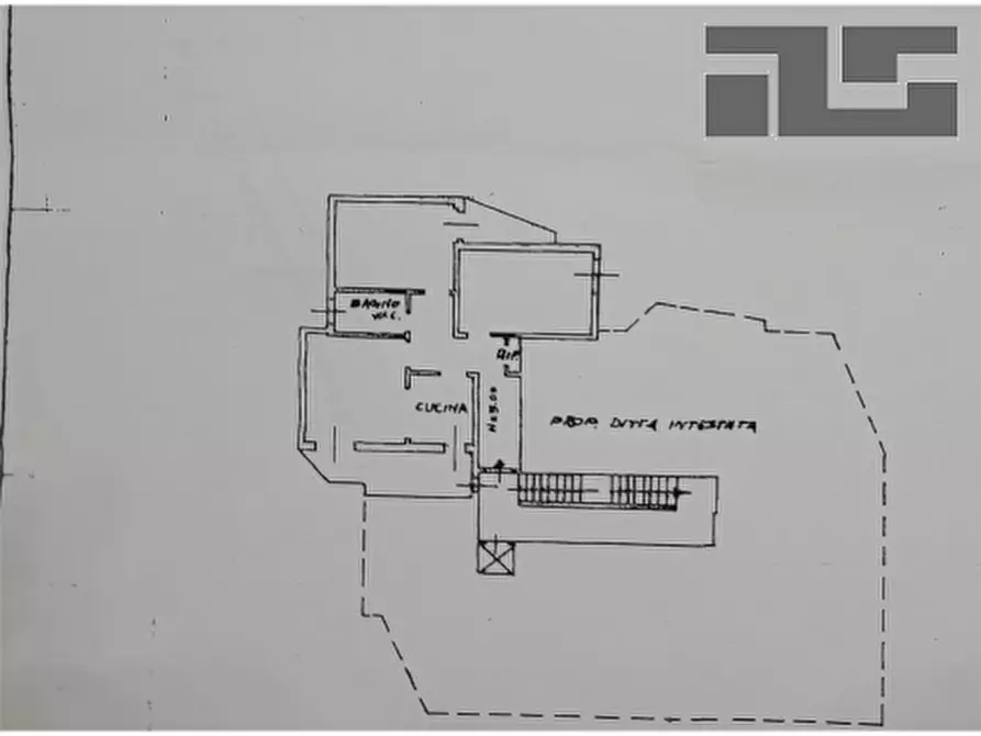 Immagine 15 di Appartamento in vendita  a Firenze