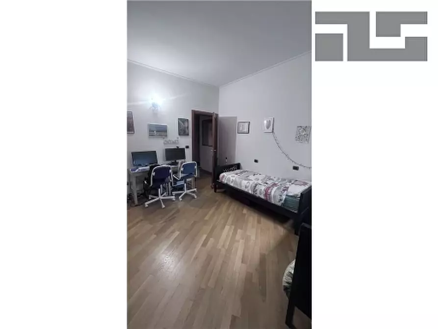 Immagine 9 di Appartamento in vendita  a Firenze