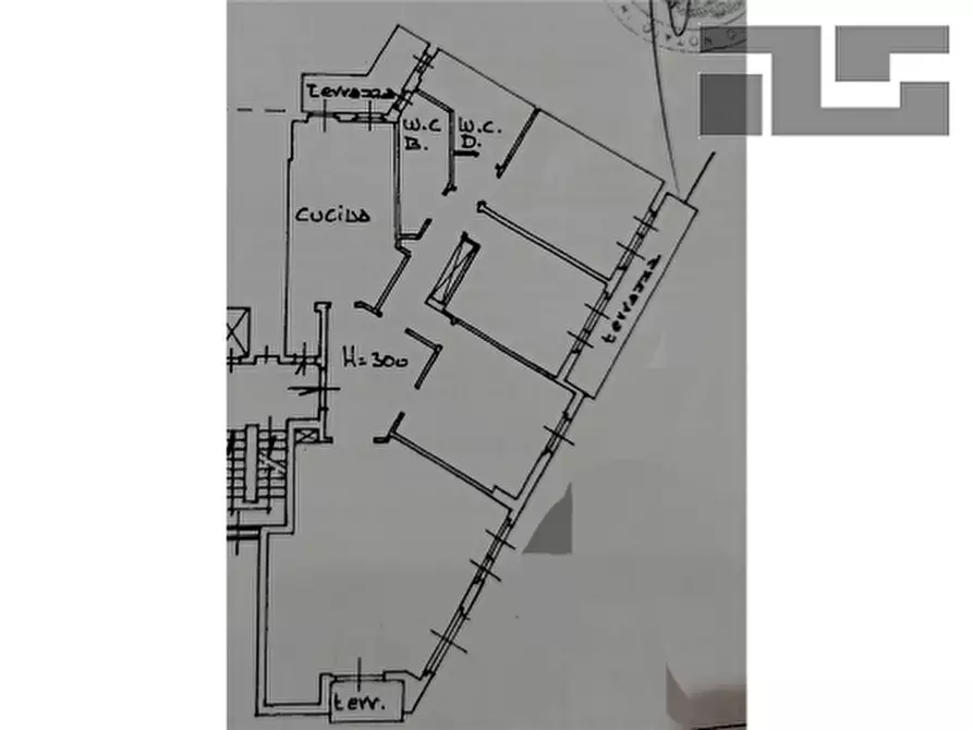 Immagine 20 di Appartamento in vendita  a Firenze