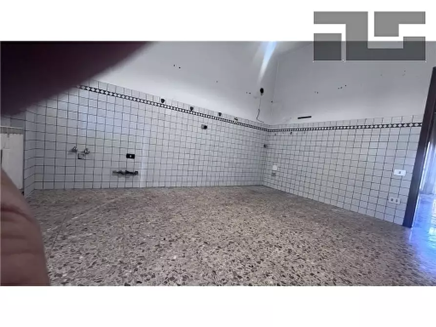 Immagine 5 di Appartamento in vendita  a Firenze