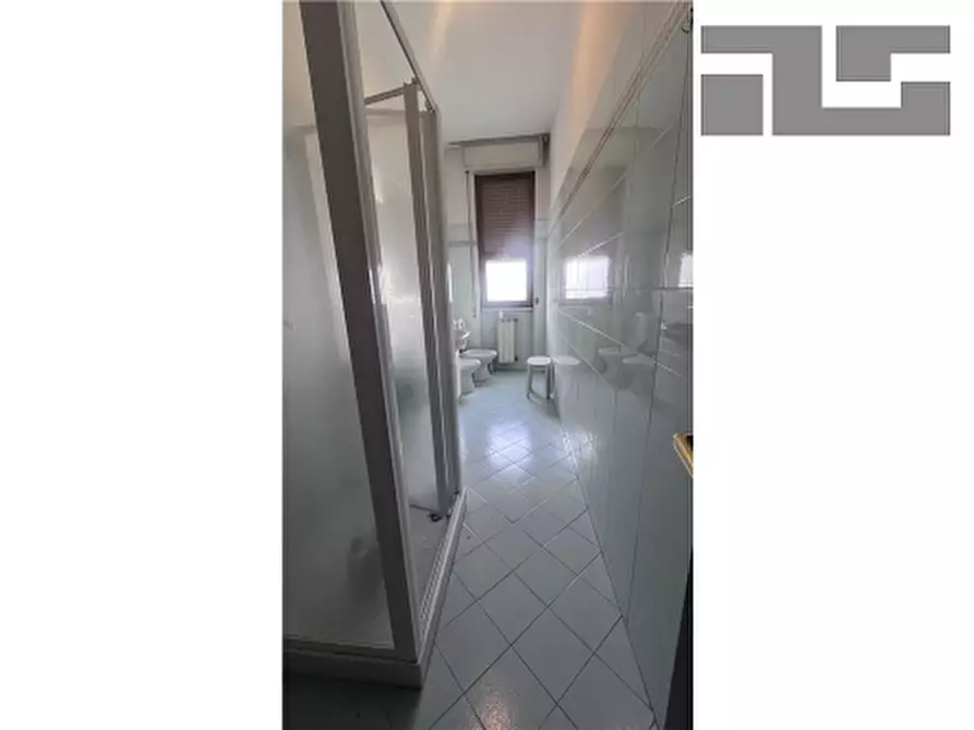 Immagine 6 di Appartamento in vendita  a Firenze