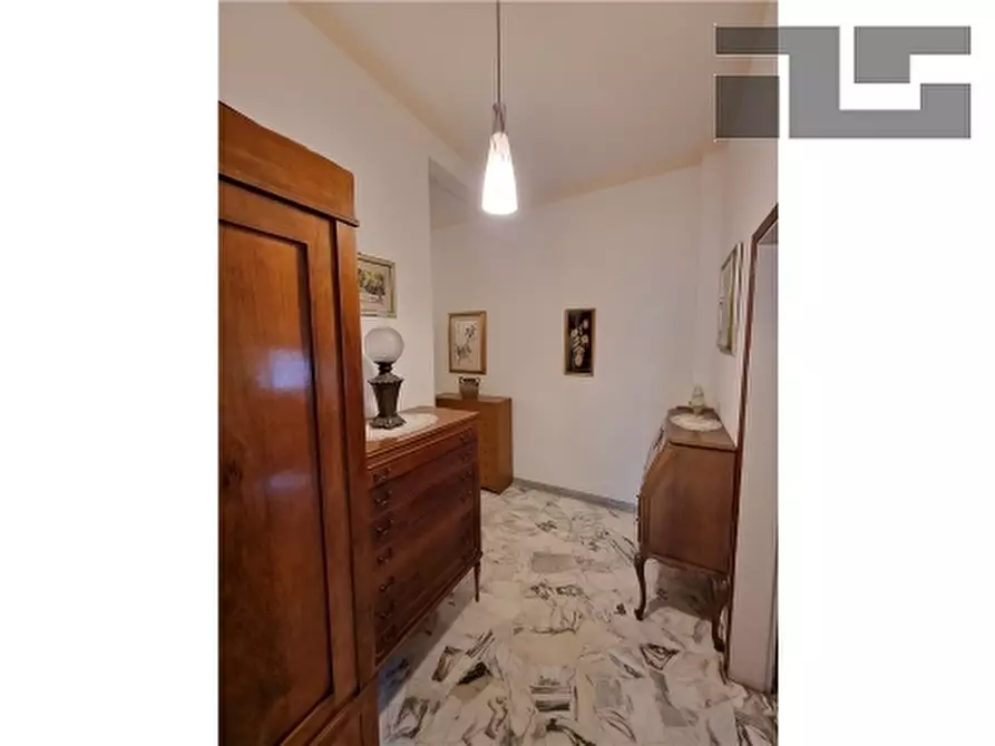 Immagine 19 di Appartamento in vendita  a Firenze