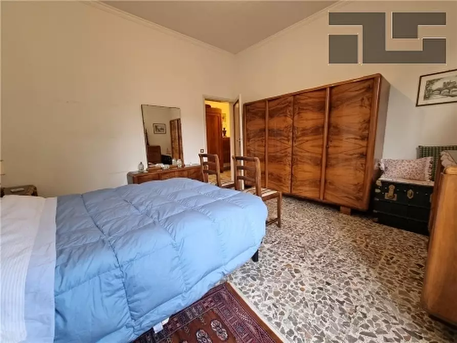 Immagine 21 di Appartamento in vendita  a Firenze