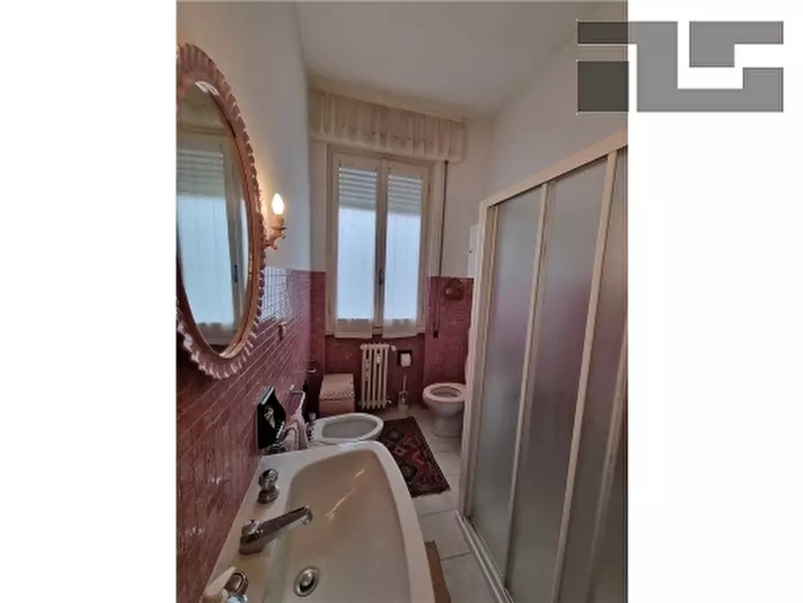 Immagine 23 di Appartamento in vendita  a Firenze