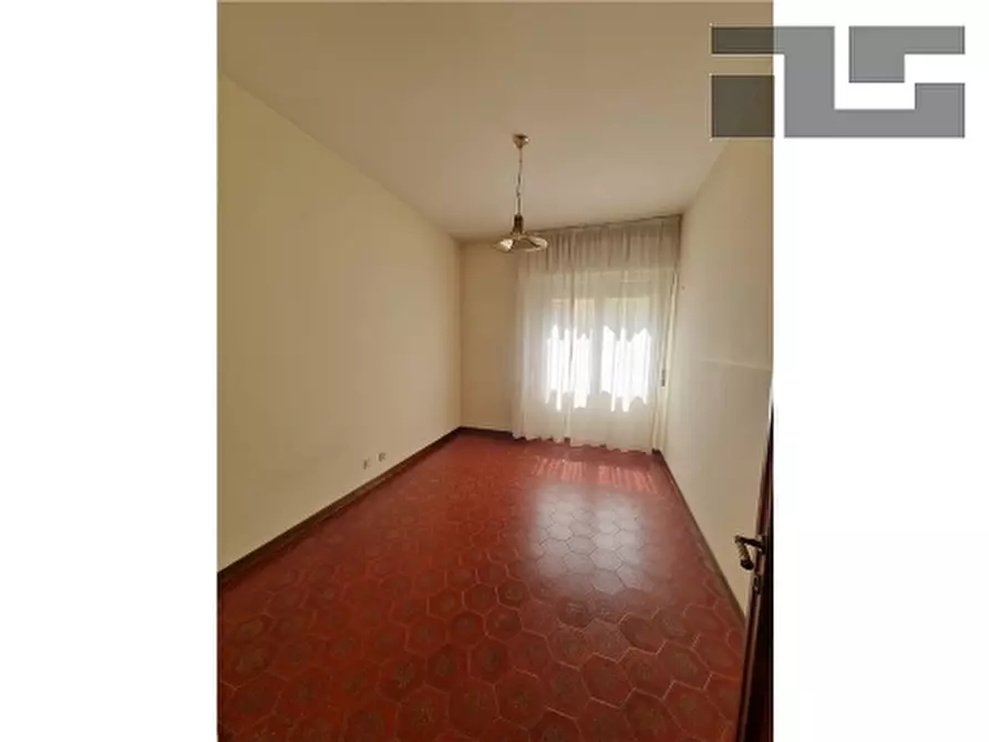 Immagine 11 di Appartamento in vendita  a Firenze