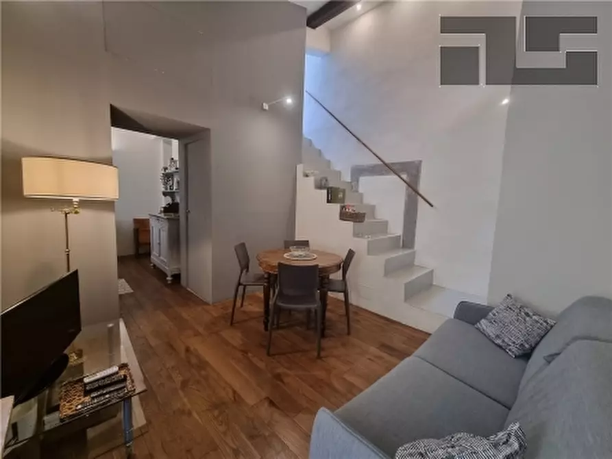 Immagine 1 di Appartamento in vendita  a Firenze