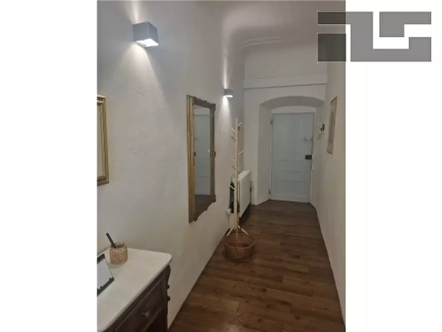 Immagine 10 di Appartamento in vendita  a Firenze