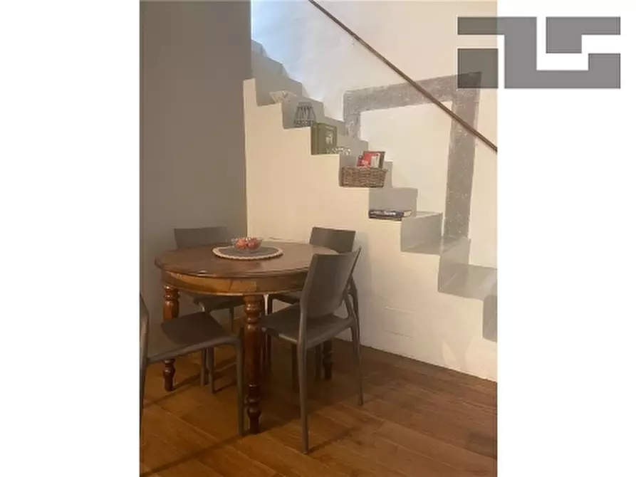 Immagine 12 di Appartamento in vendita  a Firenze