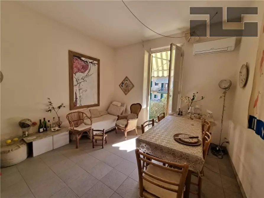 Immagine 1 di Appartamento in vendita  a Firenze