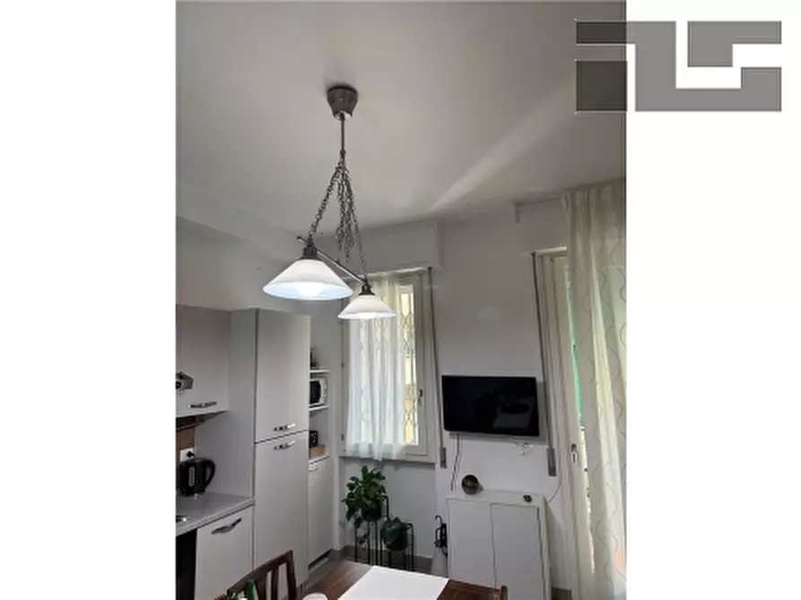 Immagine 5 di Appartamento in vendita  a Firenze