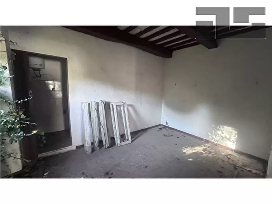 Immagine 14 di Appartamento in vendita  a Rignano Sull'arno