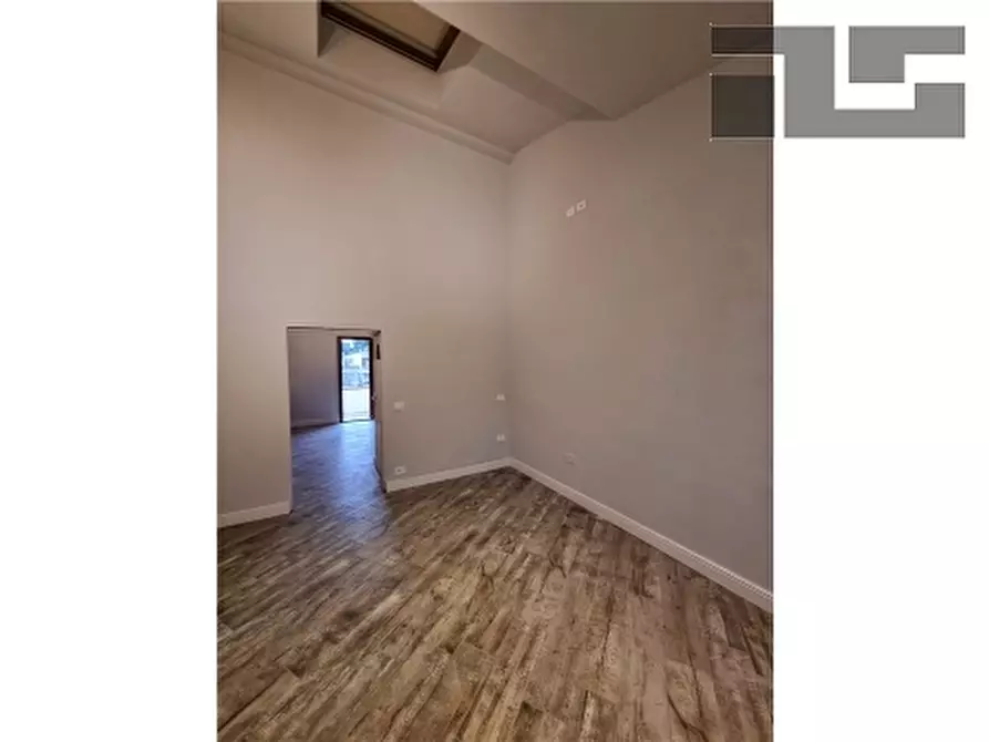 Immagine 16 di Appartamento in vendita  a Pontassieve