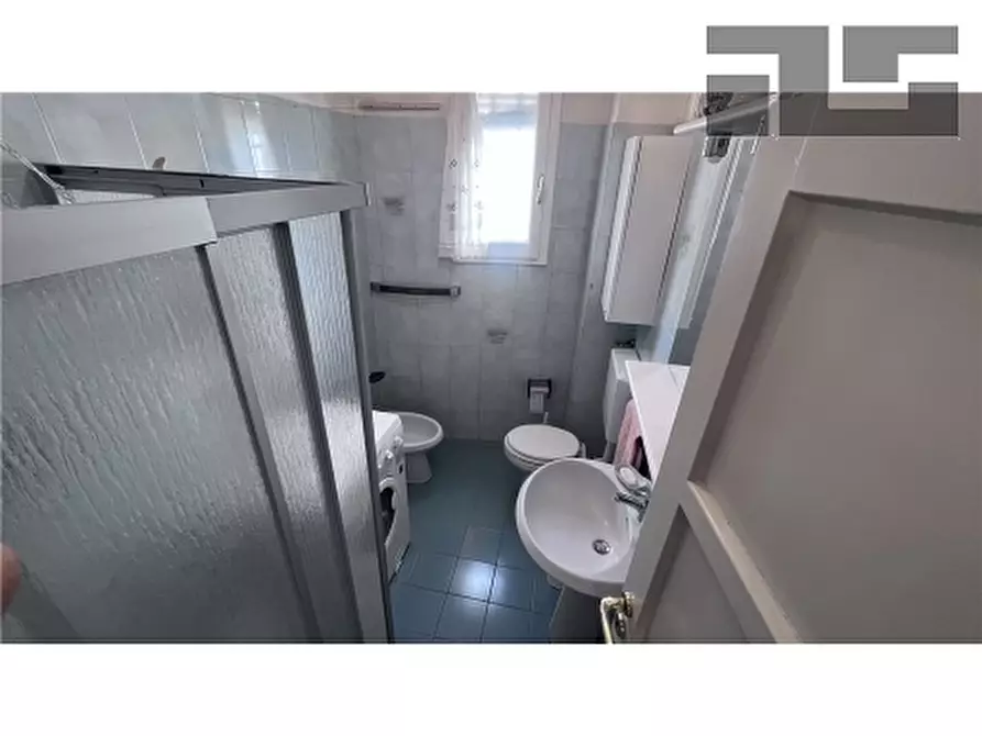 Immagine 14 di Appartamento in vendita  a Firenze