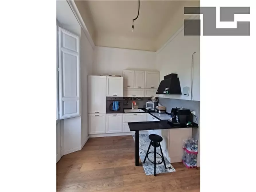 Immagine 3 di Appartamento in vendita  a Firenze