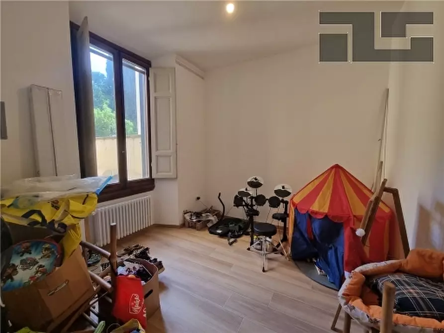 Immagine 8 di Appartamento in vendita  a Firenze