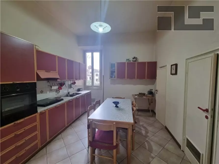 Immagine 6 di Appartamento in vendita  a Firenze