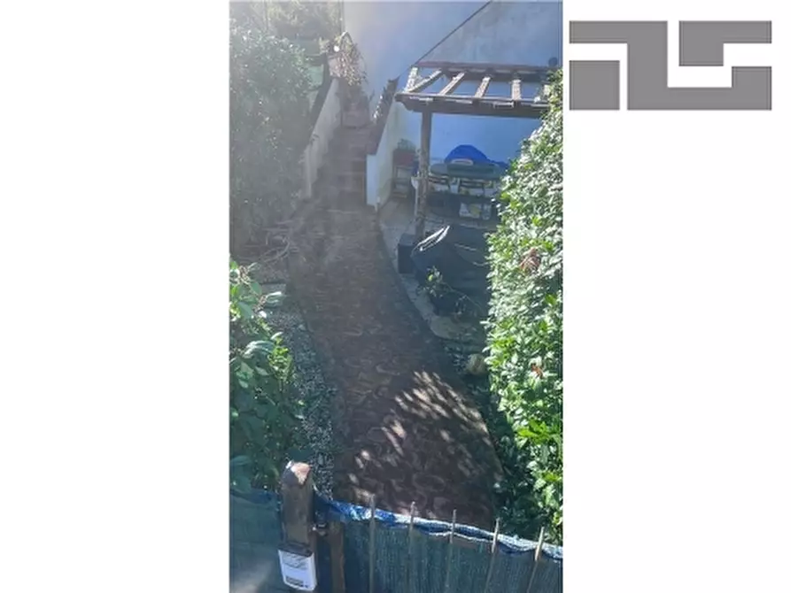 Immagine 21 di Appartamento in vendita  a Vaglia