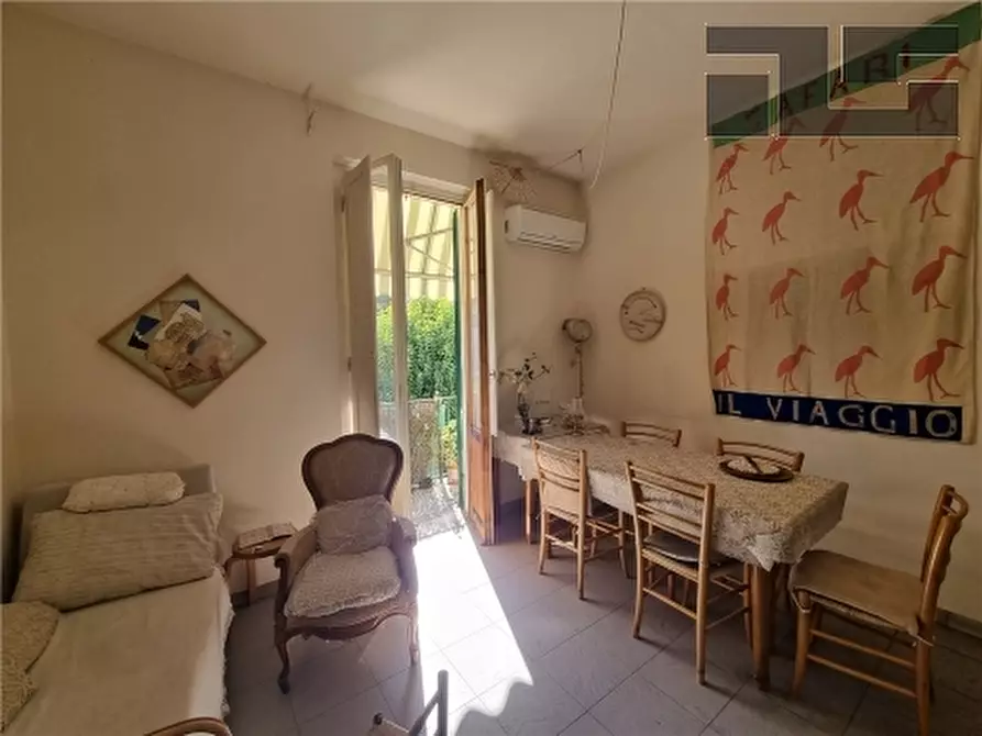 Immagine 3 di Appartamento in vendita  a Firenze