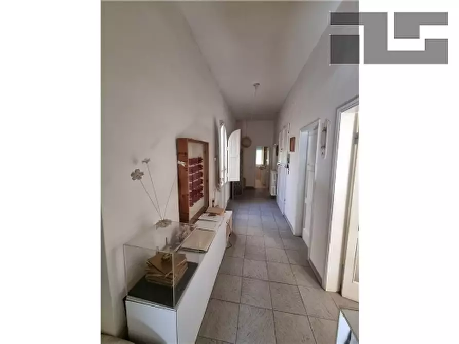 Immagine 10 di Appartamento in vendita  a Firenze