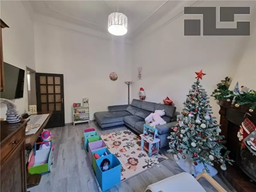 Immagine 2 di Appartamento in vendita  a Fiesole