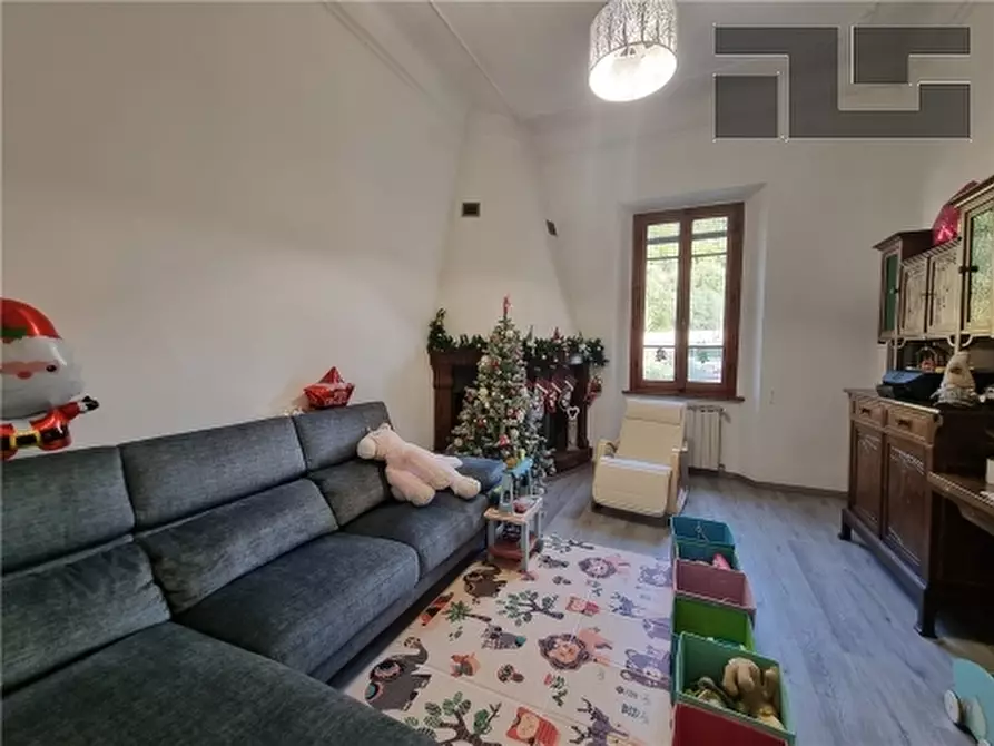 Immagine 3 di Appartamento in vendita  a Fiesole